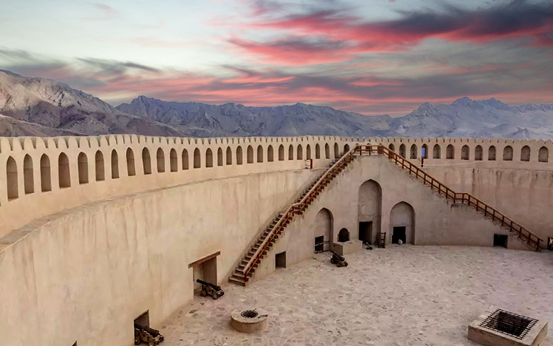 nizwa-oman-viaggio-agenzia