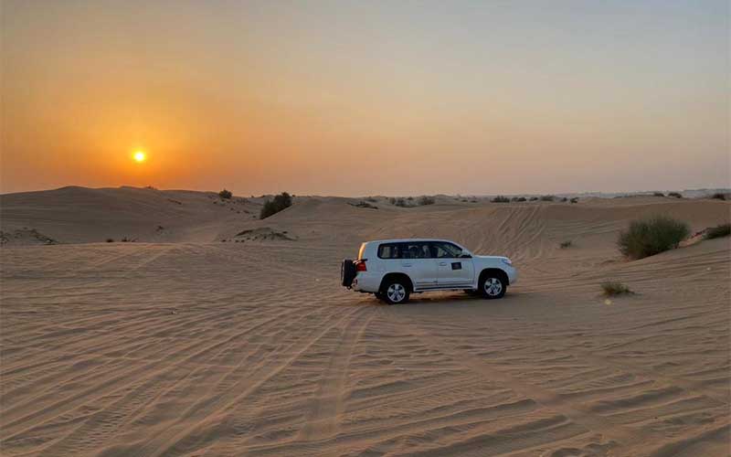 Safari-nel-deserto-tour-operator-dubai-emirati-arabi