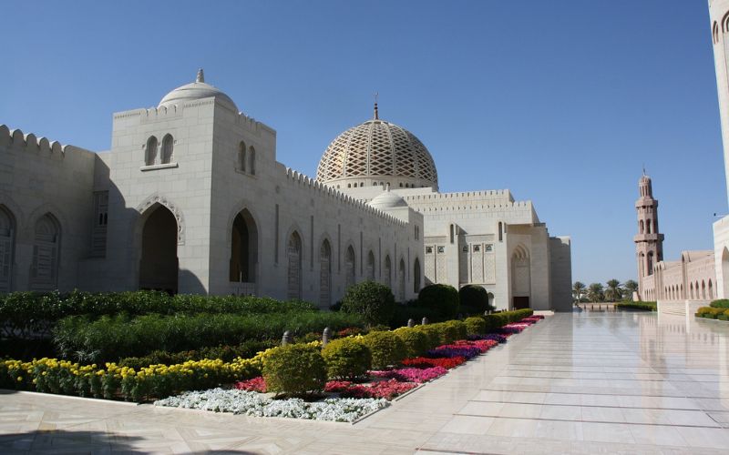 Viaggio-Oman-Classico-Moschea-Agenzia-Tour-Prezzo-5 Stars Travel