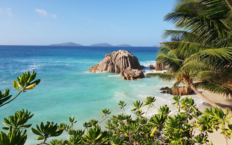 viaggio-seychelles-la-digue-spiaggia-agenzia