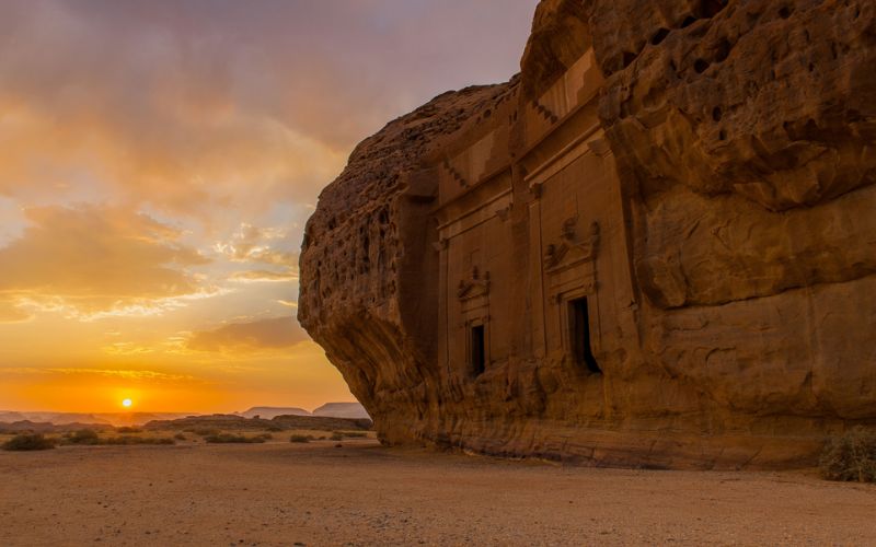 viaggio-arabia-saudita-hegra-alula-gruppo-tour-unesco-prezzo