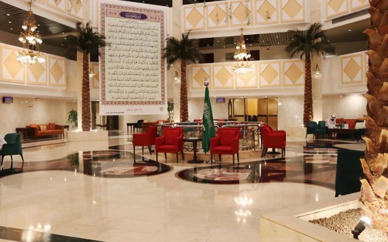 viaggio-arabia-saudita-le-meridien-medina-hotel-prezzo-agenzia