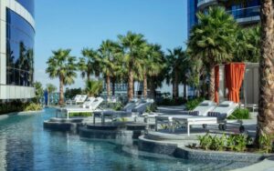 viaggio-dubai-paramount-hotel-dubai-pool-piscina-prezzo-agenzia