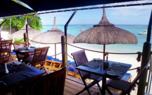 viaggio-mauritius-pearle-beach-resort-spiaggia-ristorante-agenzia