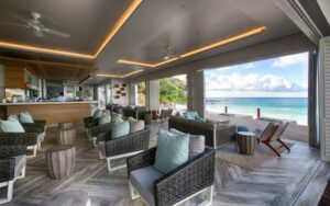 viaggio-seychelles-mahe'-carana-beach-bar