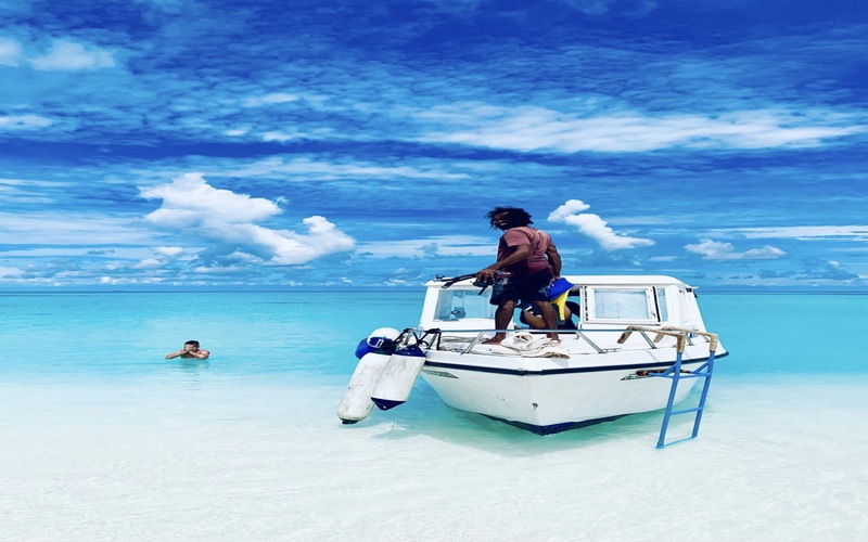 The Barefoot Eco Hotel Maldive mare barca